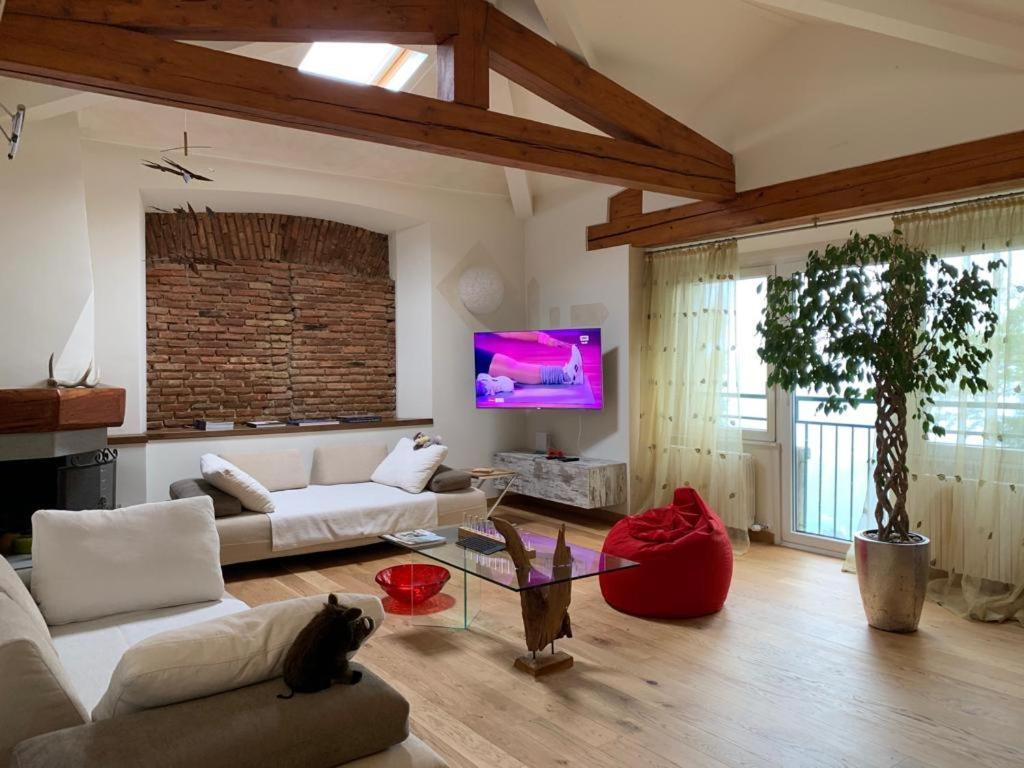 The Cherry Garden House Loft Lusso Apartamento Brunate Exterior foto
